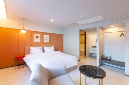 Browndot Hotel Sasang Renecite
