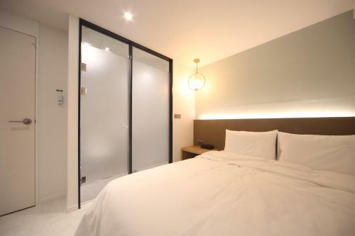 Daeyeon Business Hotel The Grang
