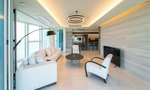 Hotel Grand Lct Residence