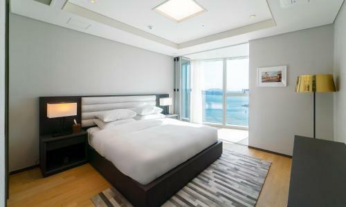 Hotel Grand Lct Residence