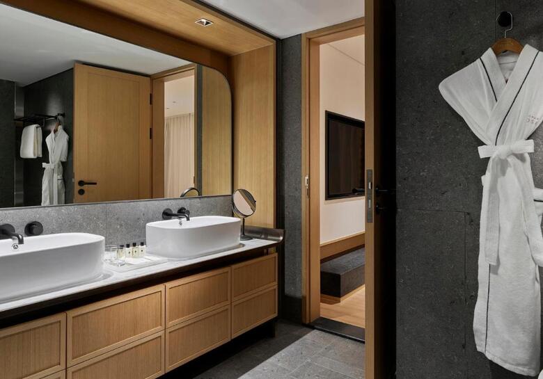 Hotel Grand Josun Busan