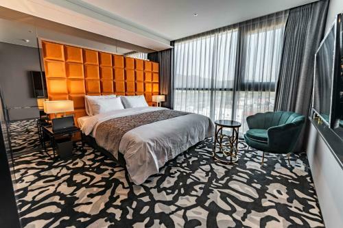 Best Louis Hamilton Hotel West Busan