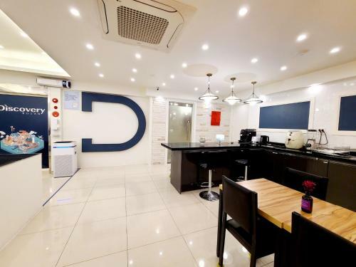 Hostal Discovery Guesthouse