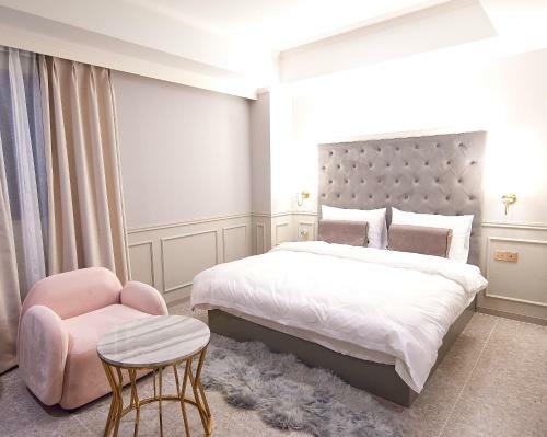 Denbasta Signature Hotel