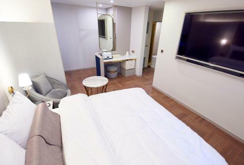 Denbasta Signature Hotel