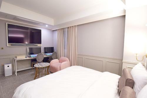 Denbasta Signature Hotel