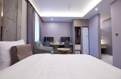 Denbasta Signature Hotel