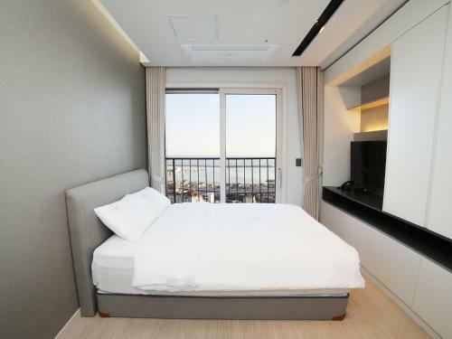 Aparthotel World State Hotel Sokcho