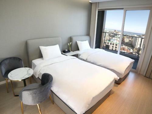 Aparthotel World State Hotel Sokcho