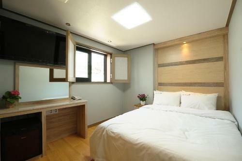 Daeyoung Hotel Myeongdong