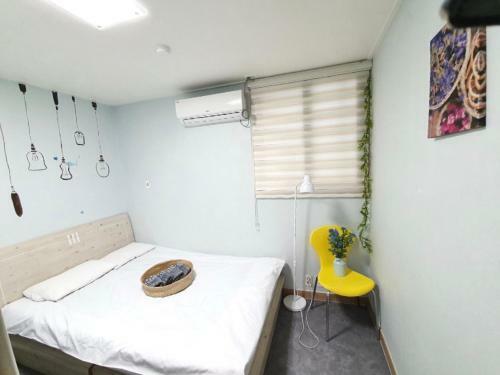 Hostal Mw House