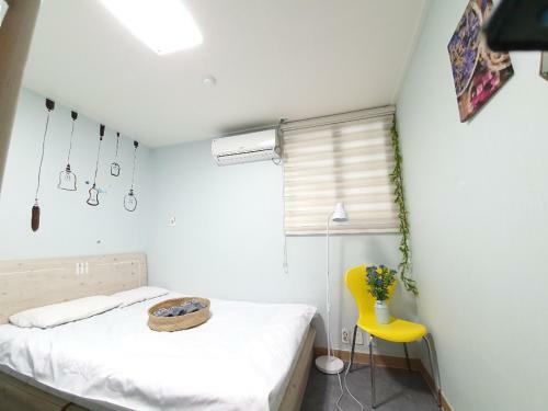 Hostal Mw House