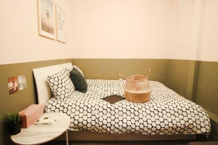 Hostal Mw House