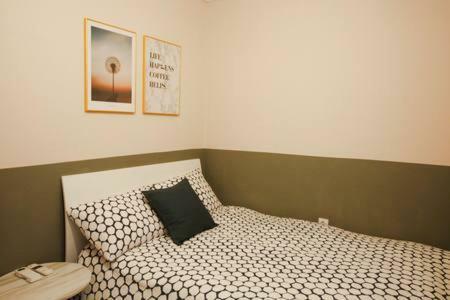 Hostal Mw House