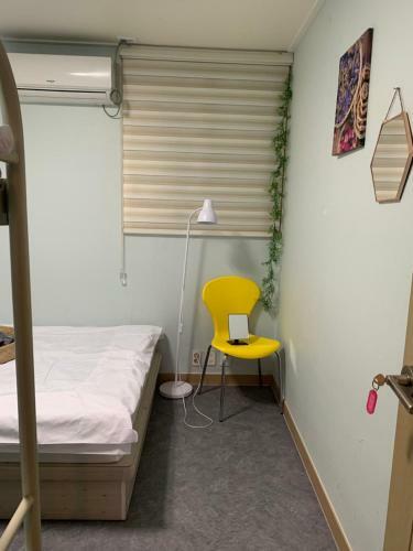 Hostal Mw House