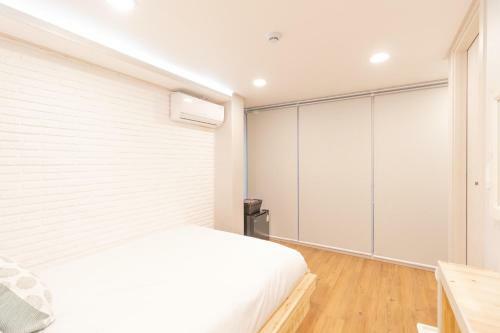 Hostal Dawoo House 1 In Hongdae