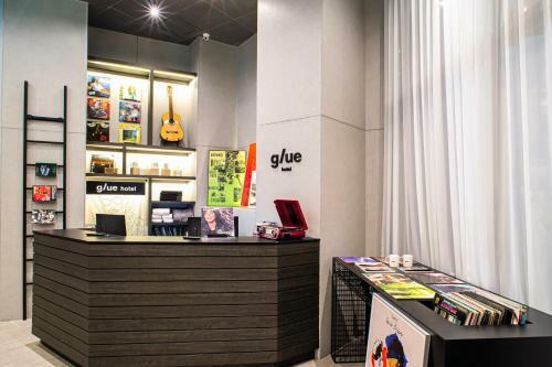 Glue Hotel