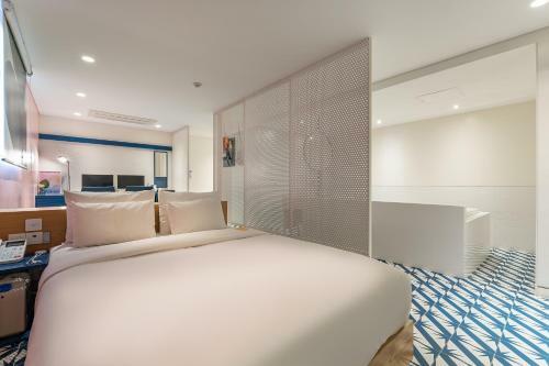 Jamsil Eppeuda Hotel