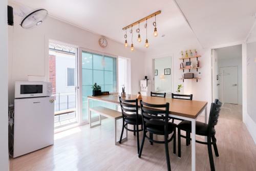 Hostal Zibro Y