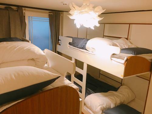 Hostal Lux Guesthouse