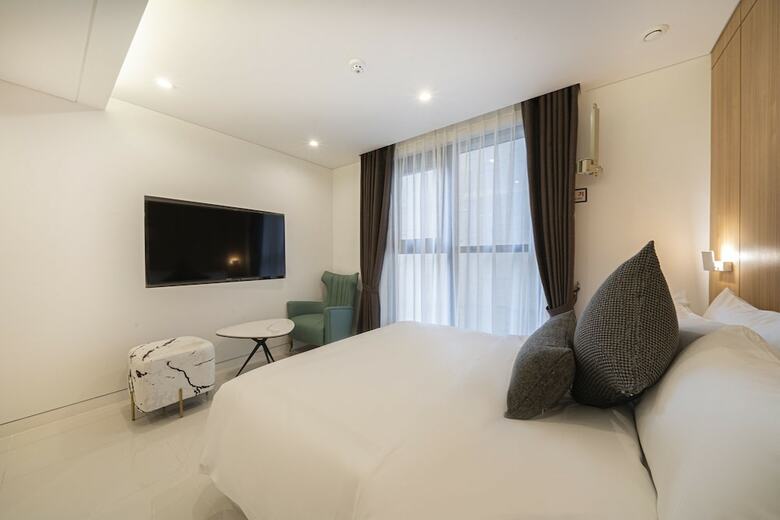 The May Hotel