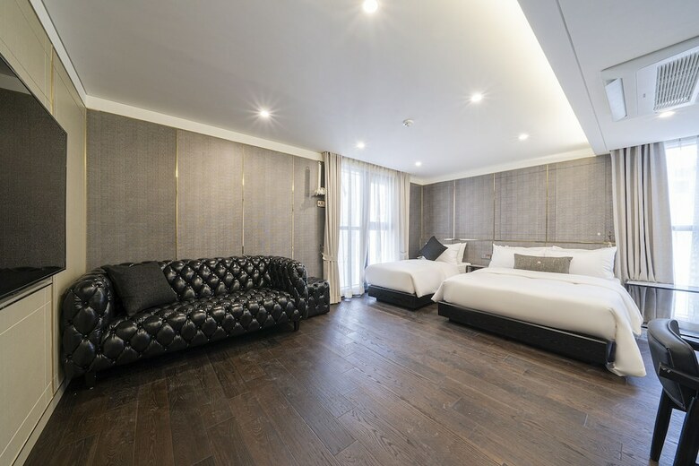 The May Hotel
