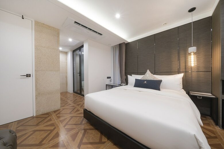The May Hotel