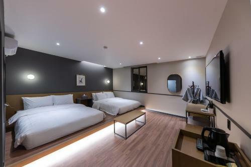 Brown Dot Hotel Seong Seo