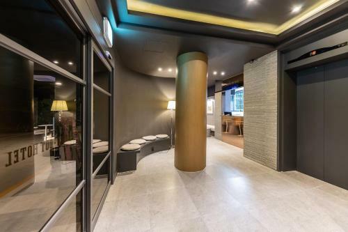 Brown Dot Hotel Seong Seo