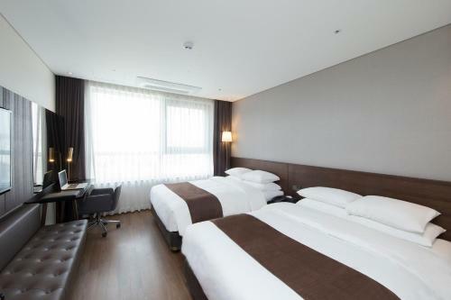 Hotel Ramada By Wyndham Daejeon