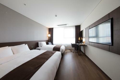Hotel Ramada By Wyndham Daejeon