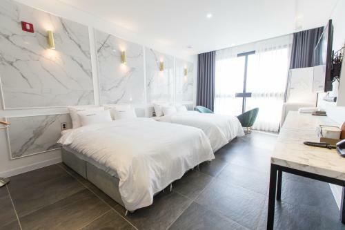 Hotel Raum Suncheon