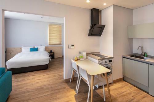 Hotel Lacozi Stay
