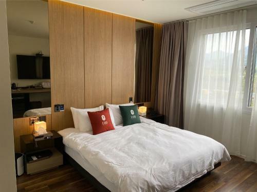 Luo Hotel