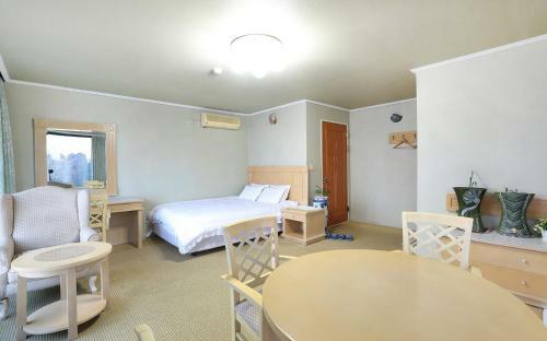 Motel Naksan World Beach