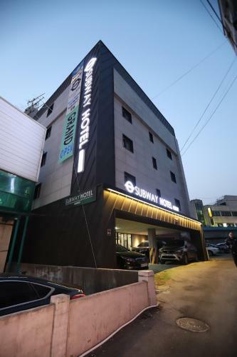Subway Hotel