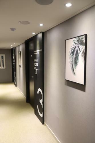 Subway Hotel