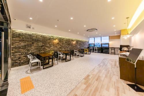 Brown-dot Hotel Ulsan-sincheon