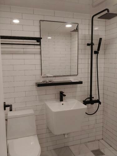 Purple 315 Hotel