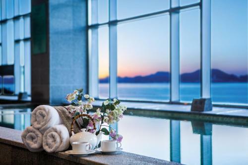 Hidden Bay Hotel