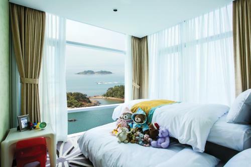 Hidden Bay Hotel