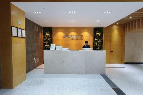 Bridge Residence Hotel