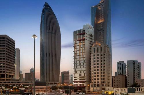 Hotel Ramada Encore Kuwait Downtown
