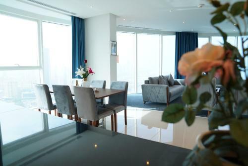 Hotel Levels Tower Apartments