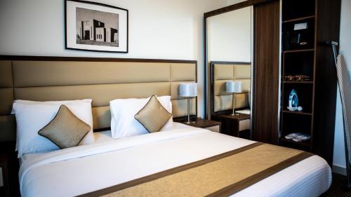 Hotel Levels Tower Apartments