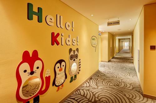 Ramada Encore By Wyndham Gimpo Han River Hotel