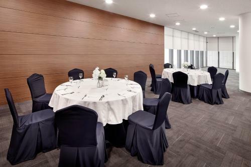 Ramada Encore By Wyndham Gimpo Han River Hotel