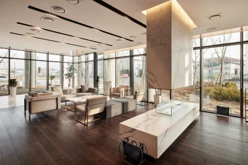Ramada Encore By Wyndham Gimpo Han River Hotel