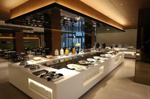 Ramada Encore By Wyndham Gimpo Han River Hotel