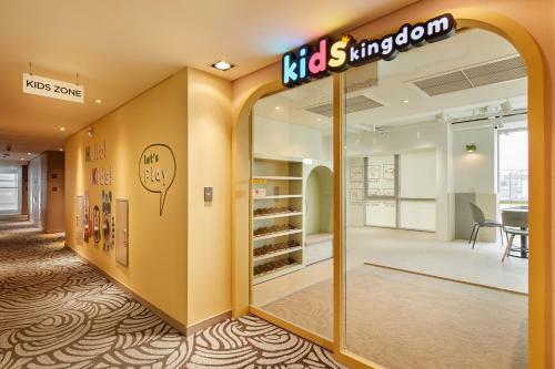 Ramada Encore By Wyndham Gimpo Han River Hotel